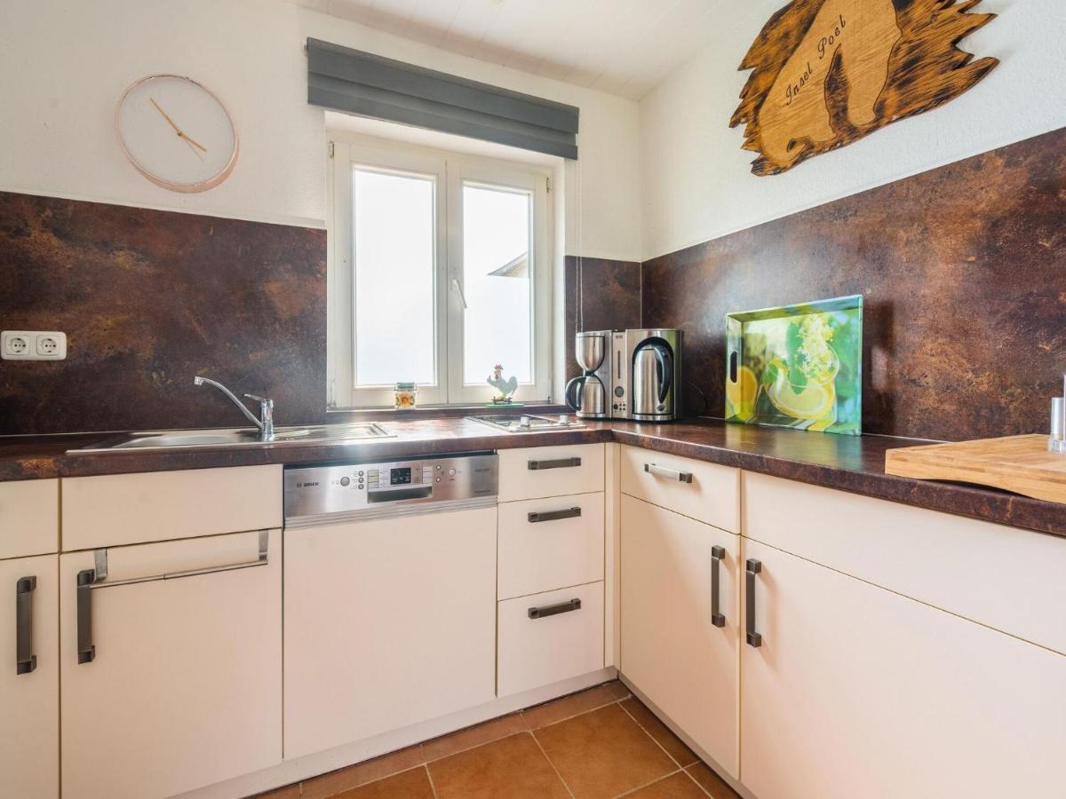 Beautiful Bungalow In Poel Near The Beach Fahrdorf  ภายนอก รูปภาพ