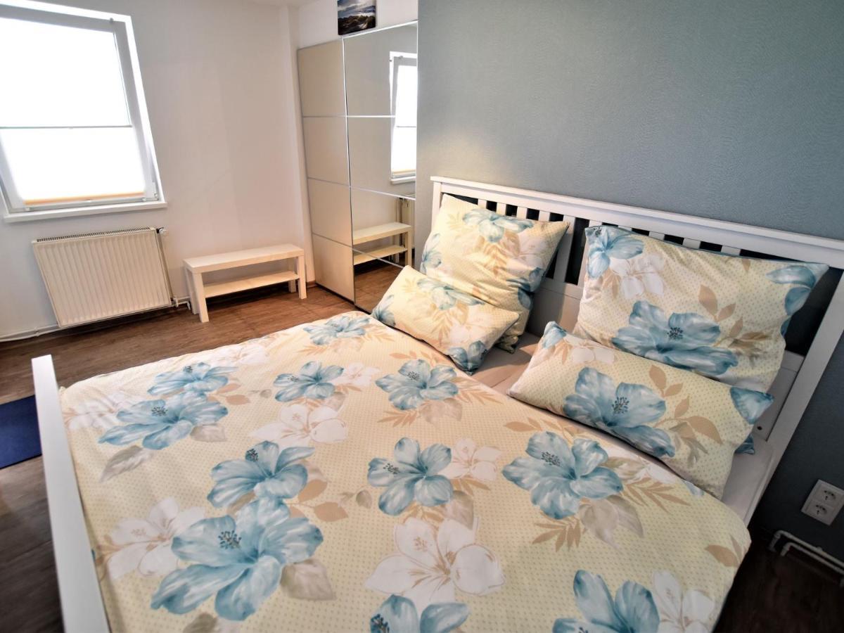Beautiful Bungalow In Poel Near The Beach Fahrdorf  ภายนอก รูปภาพ